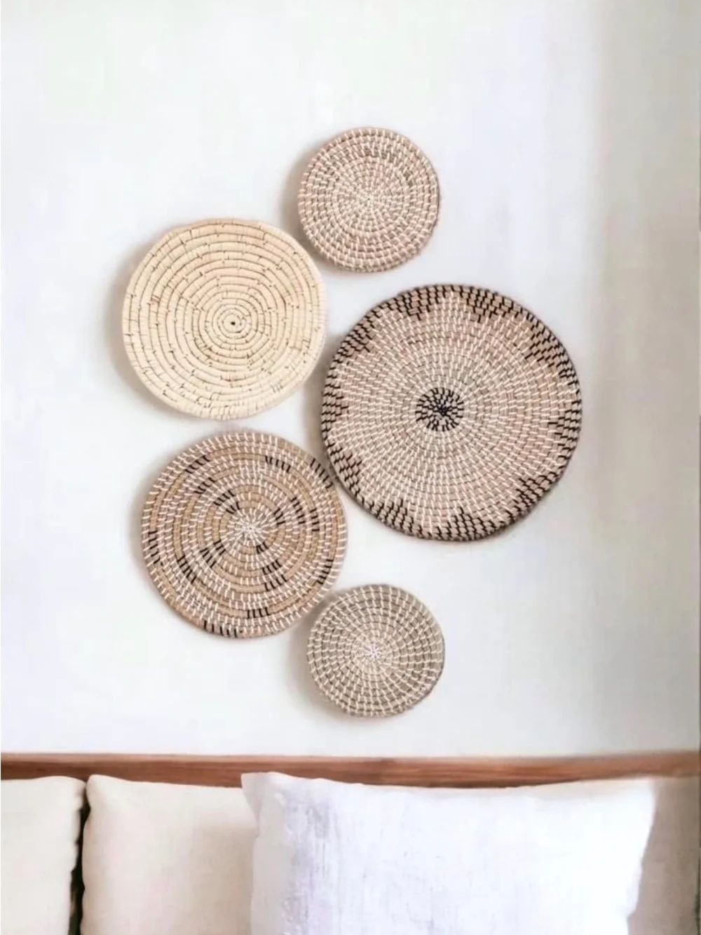 Handwoven Natural Seagrass Wall Basket Set - Neutral Beige and Brown